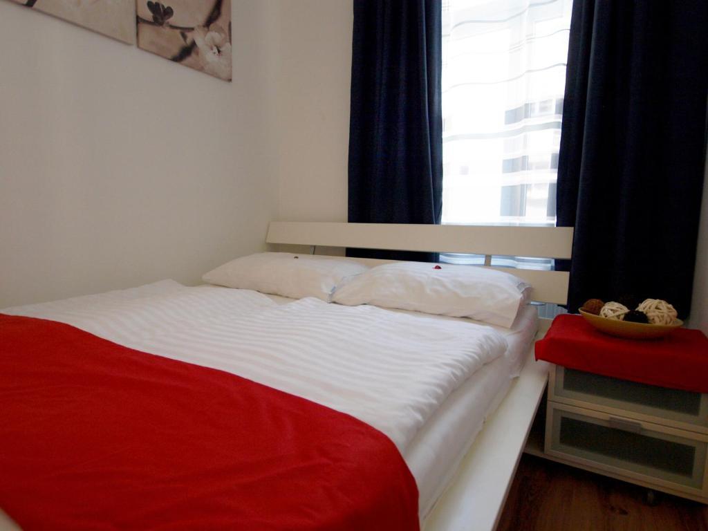 Checkvienna - Ruedengasse Apartment Room photo